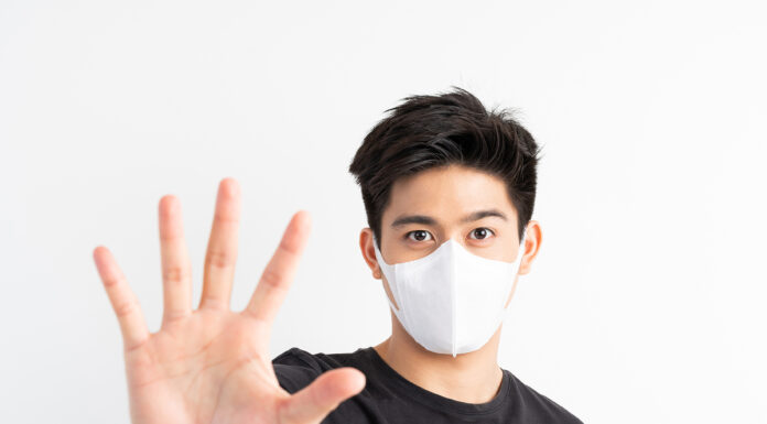 請問您戴口罩會上癮嗎? 不戴口罩